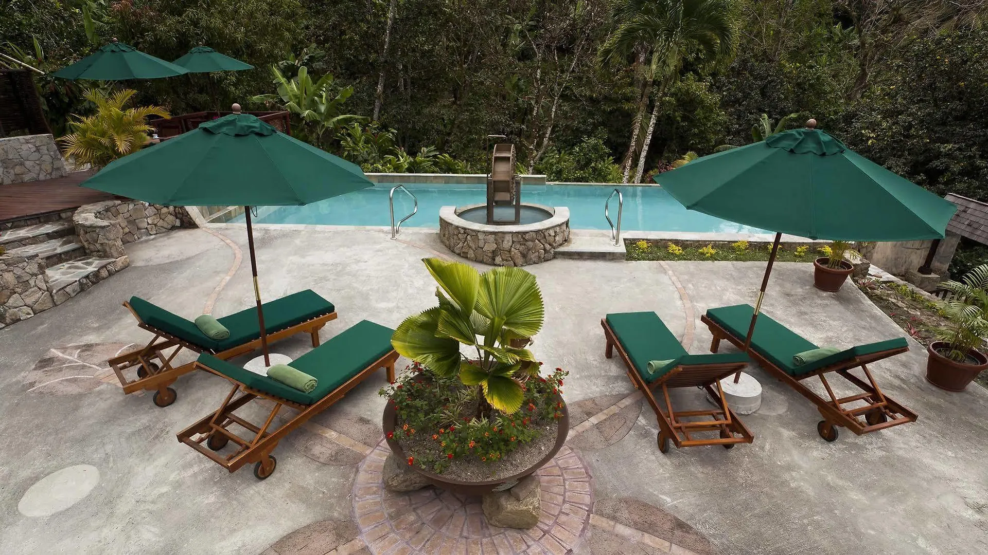 La Dauphine Estate Hotel Jalousie Saint Lucia