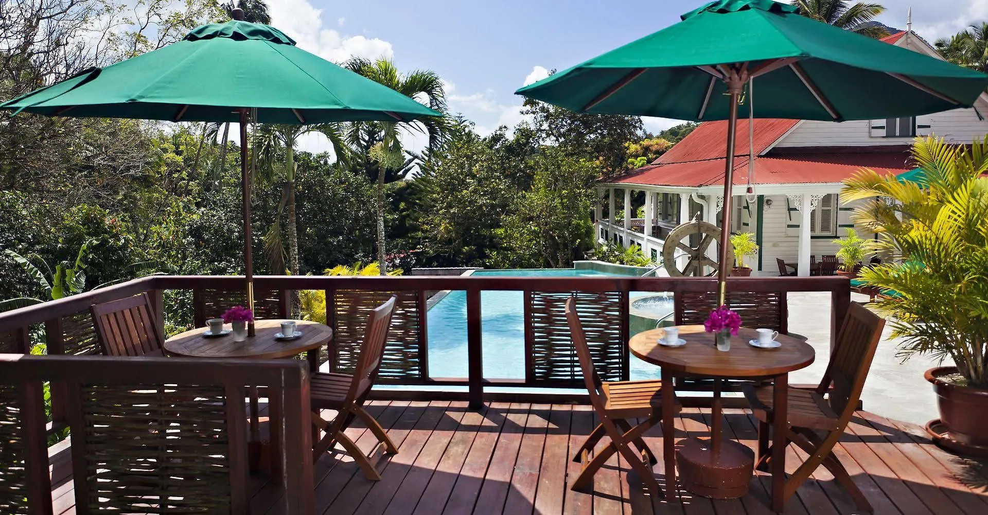 La Dauphine Estate Hotel Jalousie
