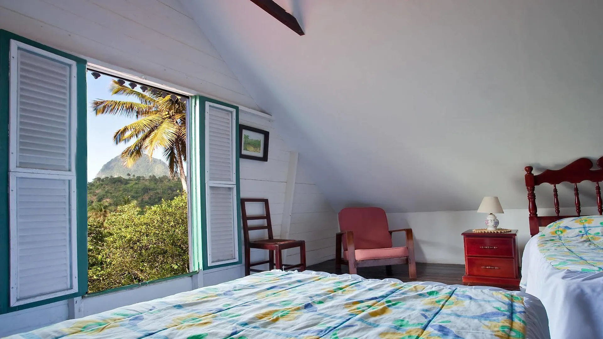 La Dauphine Estate Hotell Jalousie 3*,